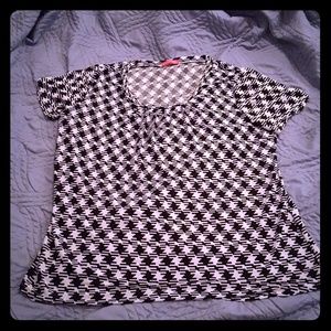 Silky Black & White Houndstooth Top